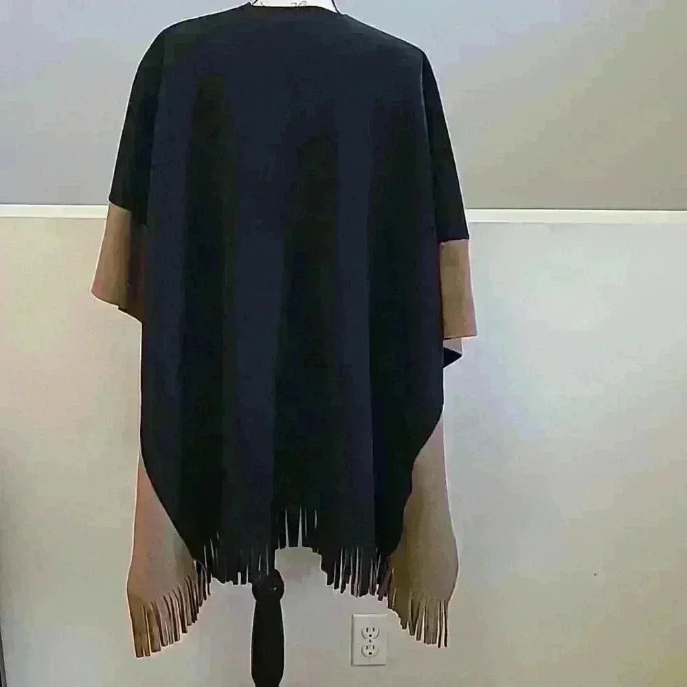 E Studio colorblock fringe fleece poncho shawl cape - Picture 4 of 4